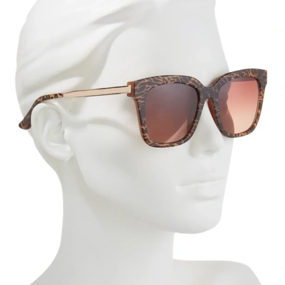 DIFF Bella Sunglasses Animal Print Gold Frame Brown Gradient Lens Square NWT